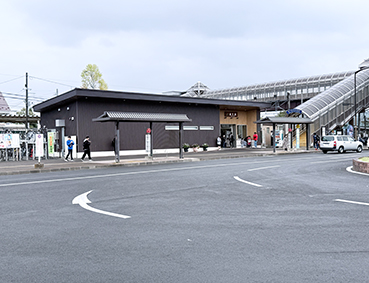 ��R�� ���q�w