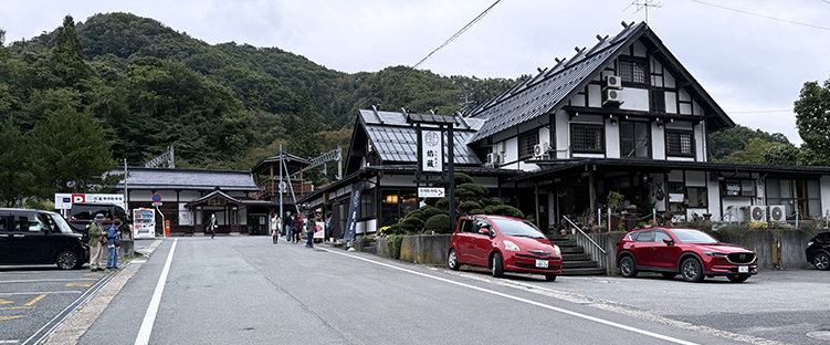 ��R�� �R���w