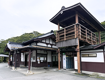 ��R�� �R���w