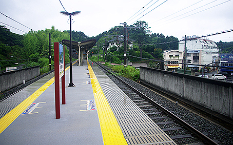 �����C�݉w