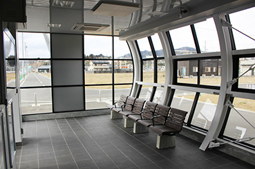 ��C����w