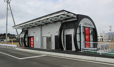 ��C����w