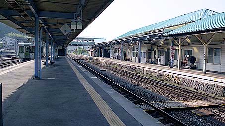 �C����w�@�k�БO