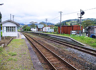 �������w