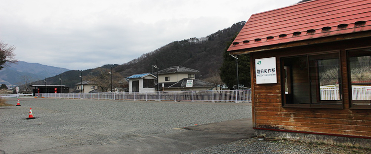 ���O���w