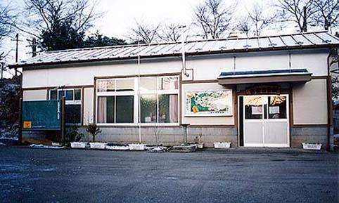 �g���g���w