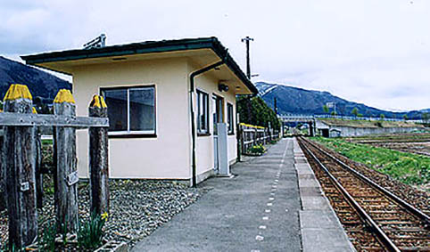 �����嗢�w