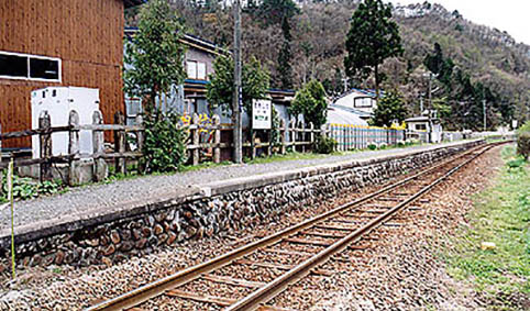 花輪線・沢尻駅－さいきの駅舎訪問