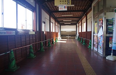 �������w