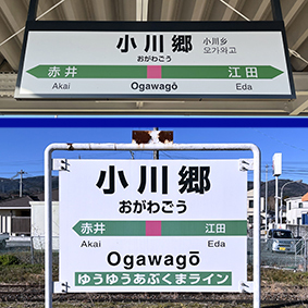 �։z���� ���싽�w