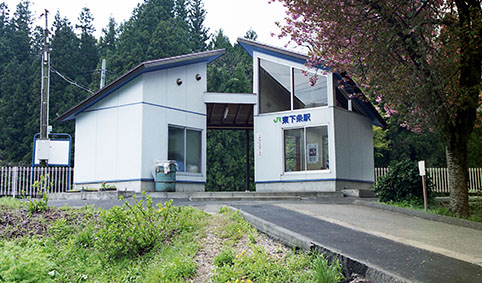 �������w