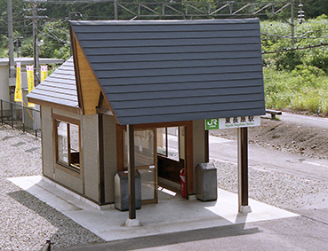 �������w