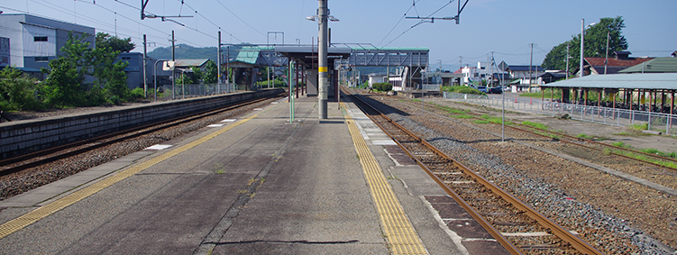 �\�����w