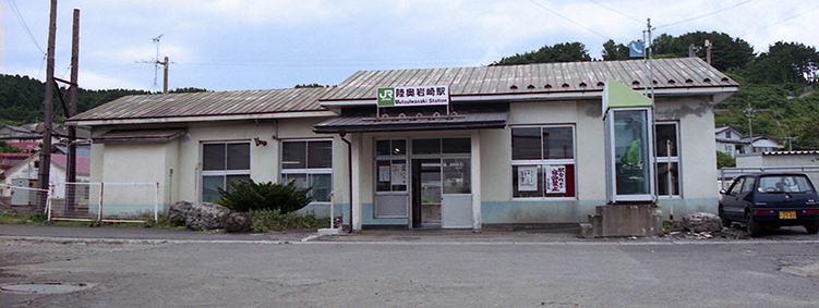 �������w