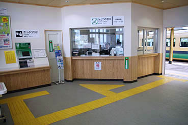 ���݉���w