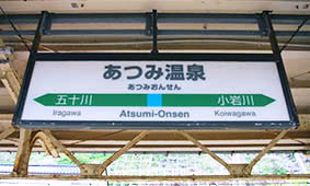 ���݉���w