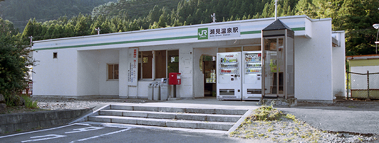 ��������w