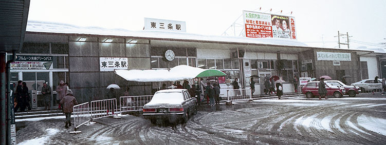 ���O���w