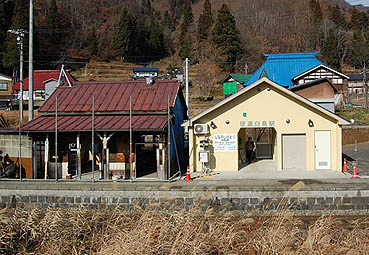 �M�Z�����w