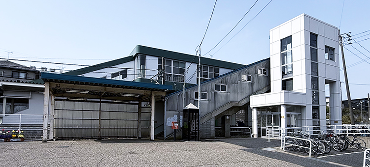 �z��� �����w