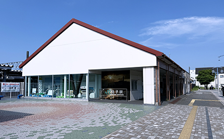 ������ ���q�w