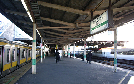 ���D���w