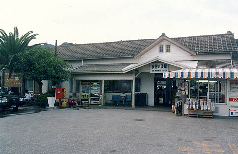 ���[�����w