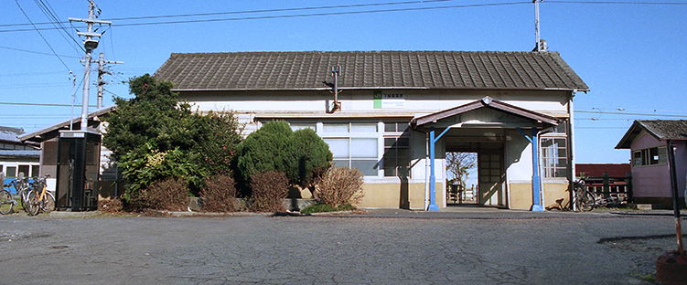 �����L���w ���w��