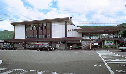 �ɗ\�O���w