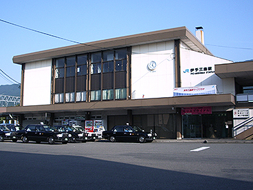 �ɗ\�O���w