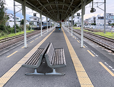 �\�]�� �ɗ\�O���w