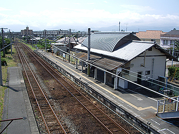 �ɗ\�O�F�w ���w��