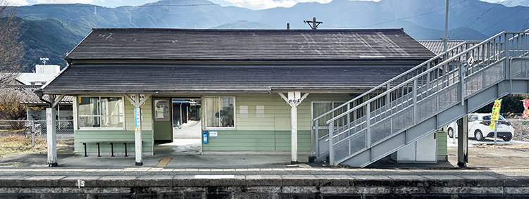 �\�]�� �ɗ\����w