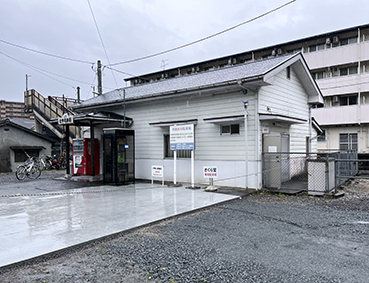 �\�]�� �k�F�a���w