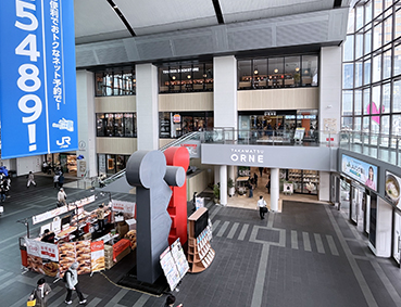 �\�]�� �����w