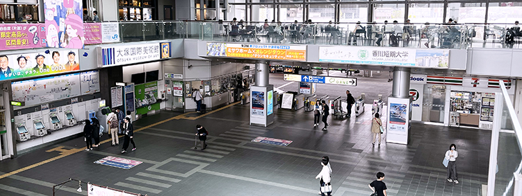 �\�]�� �����w