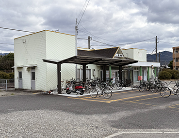 �\�]�� �L�l�w