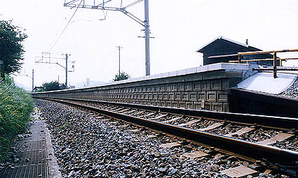 �Ó��m�{�w