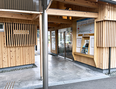 �\�]�� �K�V���w