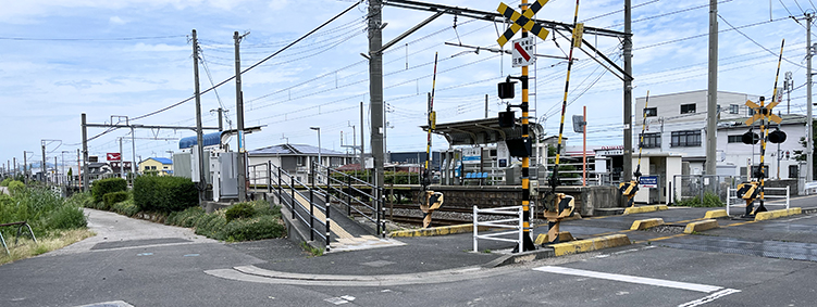 �\�]�� ���\��w