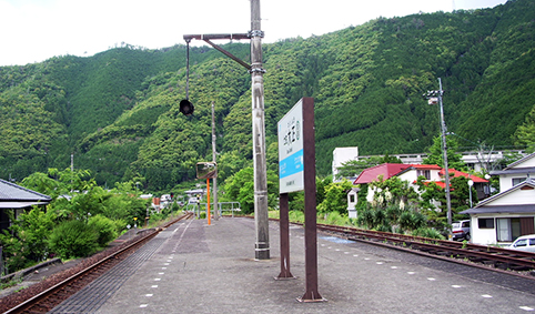 �y���吳�w