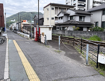 ������ ���a���w