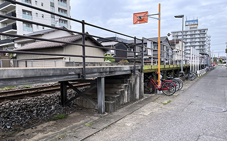 ������ ���a���w