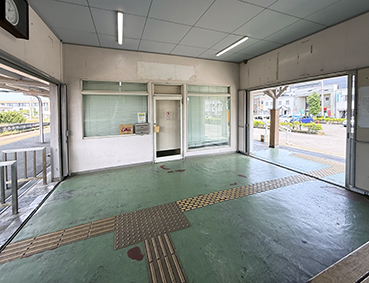 ������ ���{�w