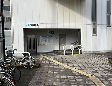 ����� ����w