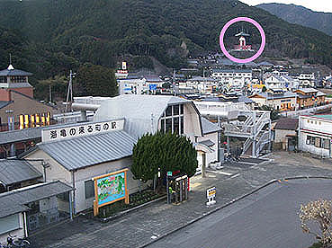 ���a���w