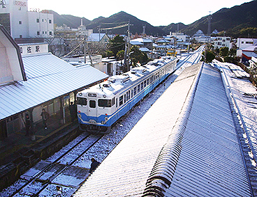 ����� ���a���w