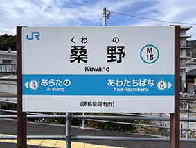 ����� �K��w