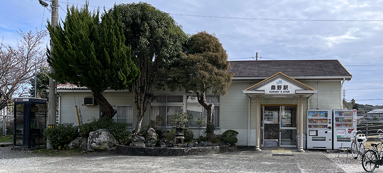 ����� �K��w