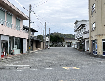 ����� �K��w